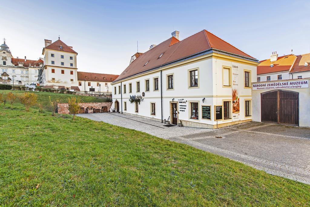 Hotel Salety Valtice Exterior foto