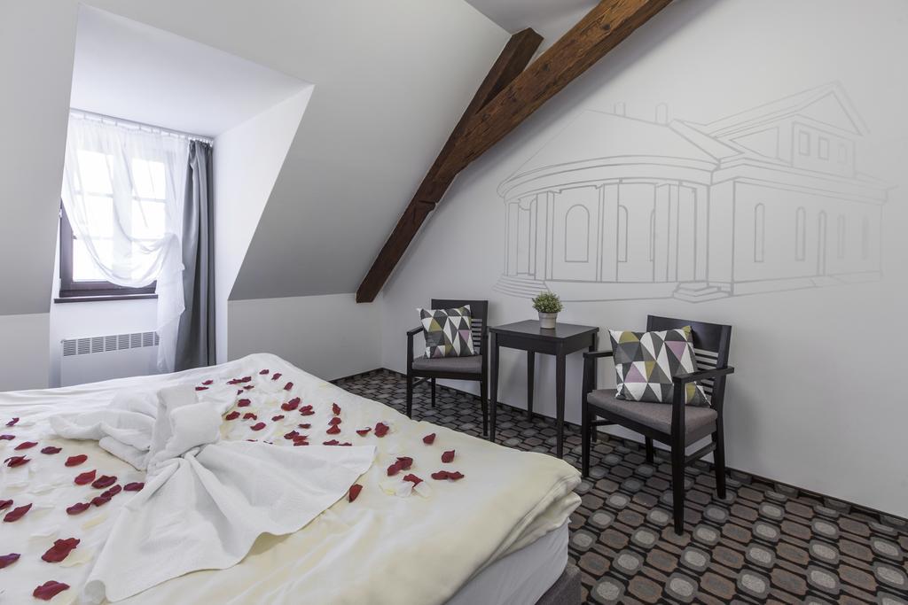 Hotel Salety Valtice Exterior foto